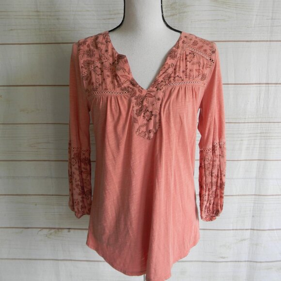 DEMOCRACY V-NECK FLORAL/CUT-OUT DETAIL BOHO TOP SZ XS - Picture 1 of 4